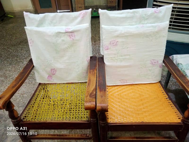 chairs 3