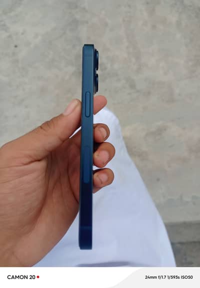 Apple iPhone 14