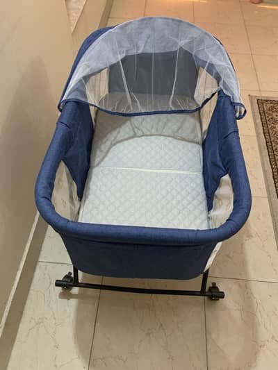 Portable Baby 2 in 1 Cradle Bed and Swing