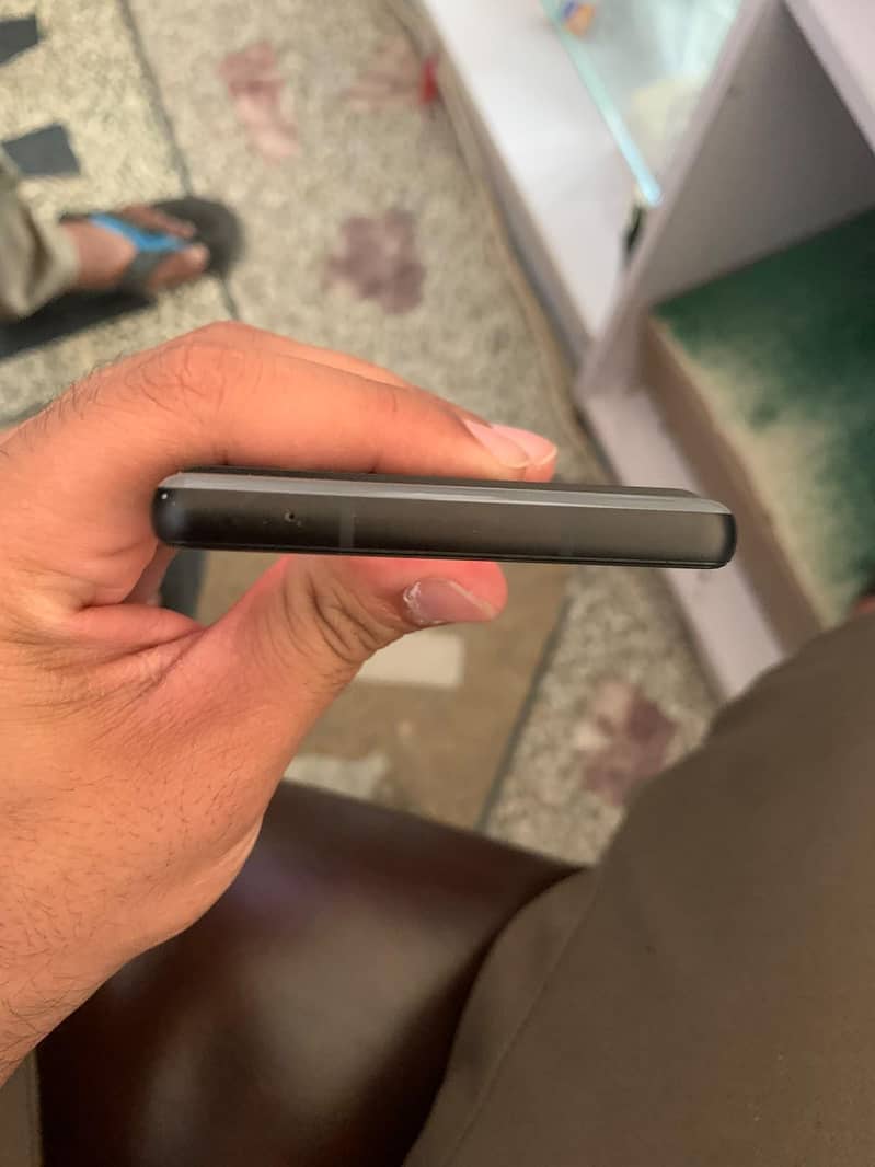 Google Pixel 6a 5
