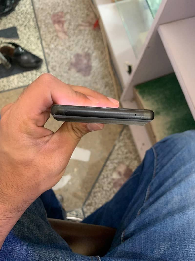 Google Pixel 6a 8