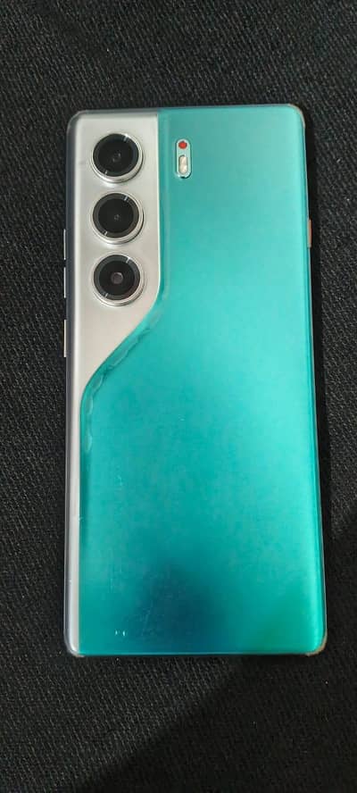 Tecno CAMON 40 Pro 8/256 4 month use