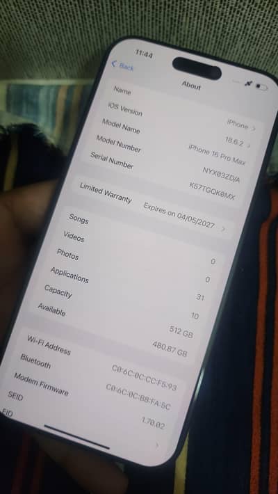 Apple iPhone 16 Pro Max