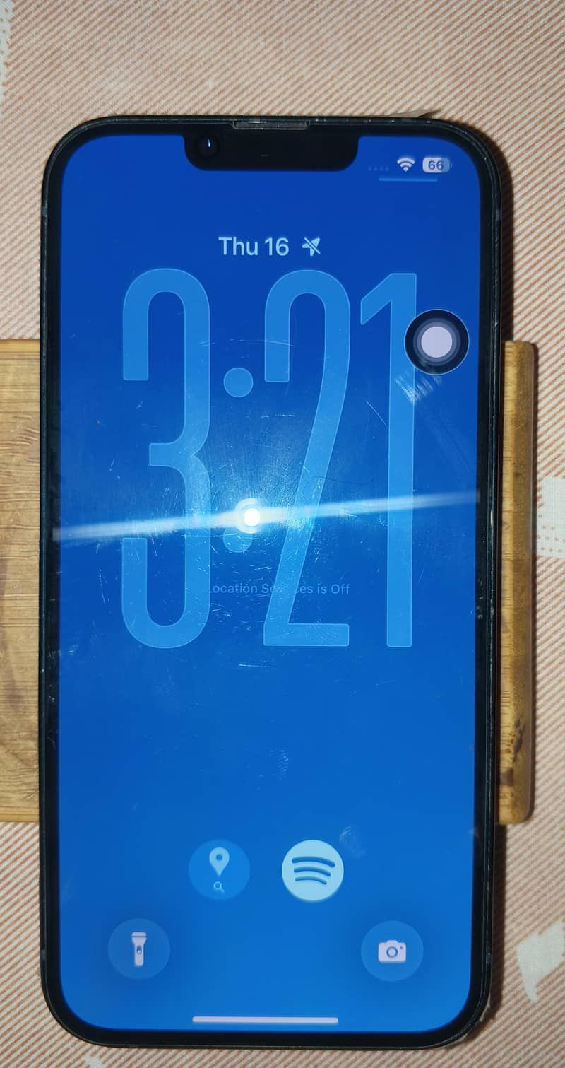 Apple iPhone 13 8