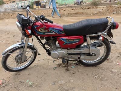 united 125