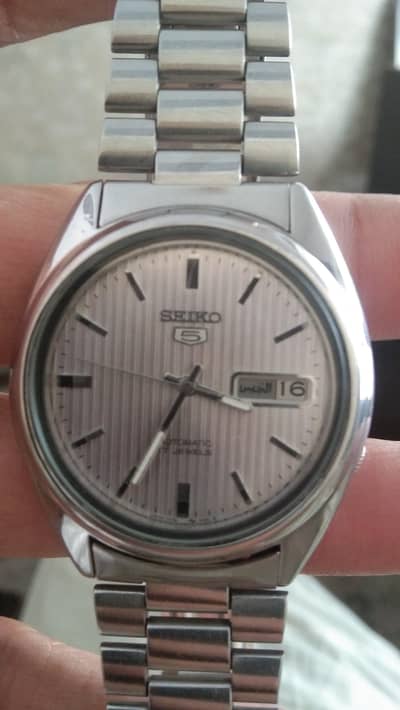 seiko 5 automatic watch