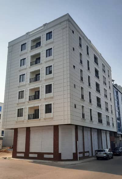 FULLY FURNISHED 4 BEDROOM CORNER APARTMENT ON 4TH FLOOR PRIME LOCATION