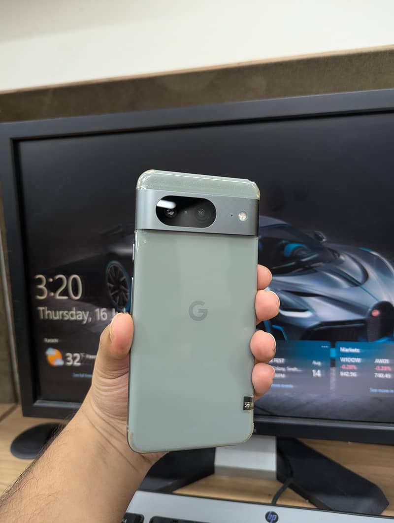 Google Pixel 8 5