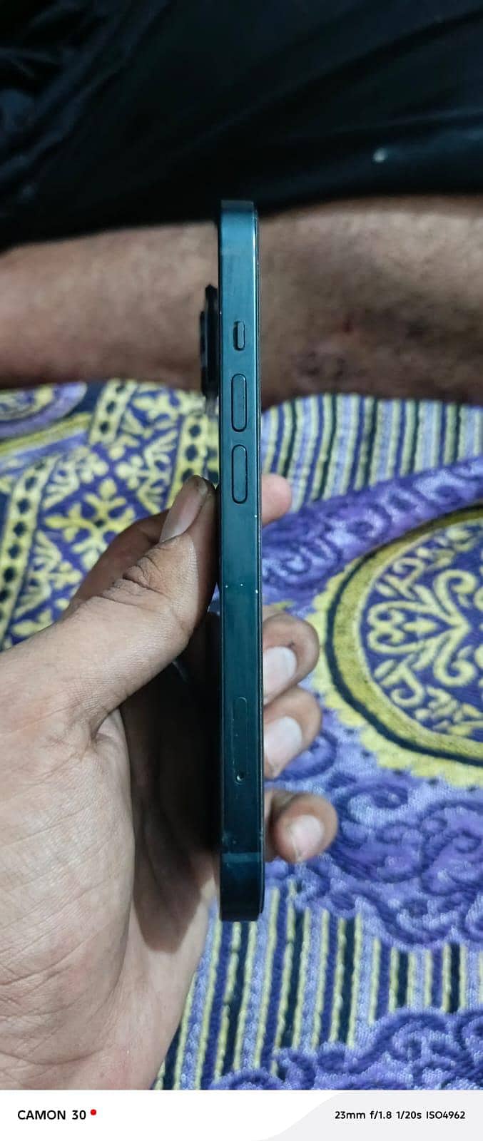 Apple iPhone 13 1