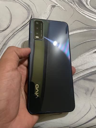 Vivo Y20 First hand