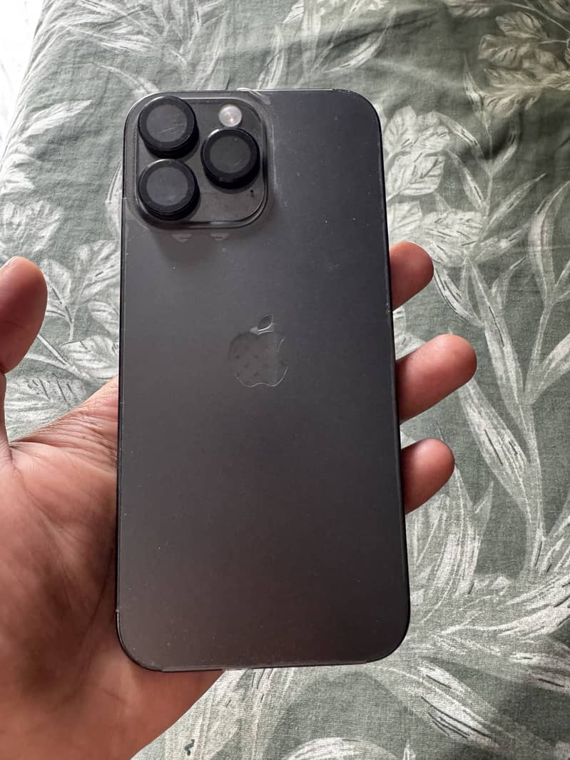 Apple iPhone 16 Pro Max 0