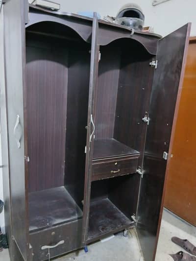 Wooden Almirah Best Condition for Sale (Almari)