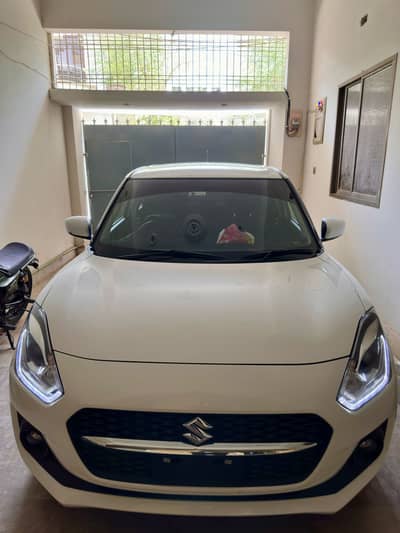 Suzuki Swift 2025 GLX