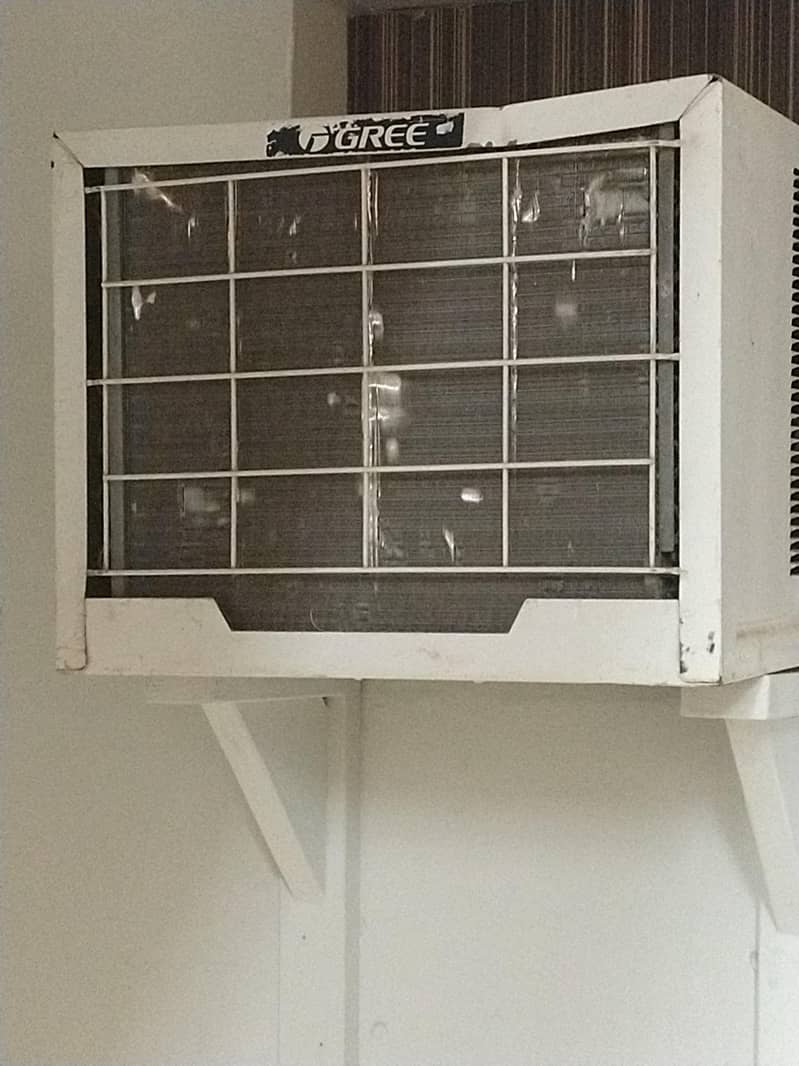 window ac 1