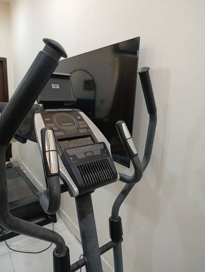 ProForm Elliptical Cross Trainer | iFIT | 20 Resistance Levels | Exce