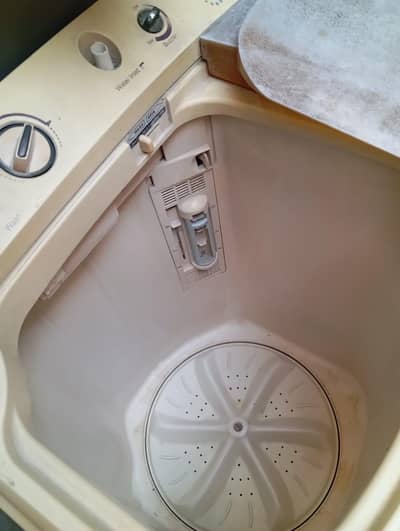 Haier washing machine with dryer
