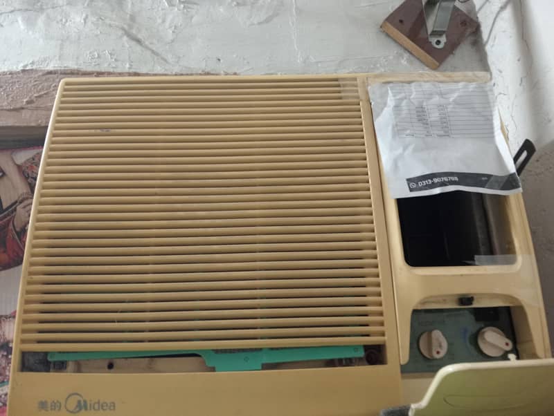 window ac 1