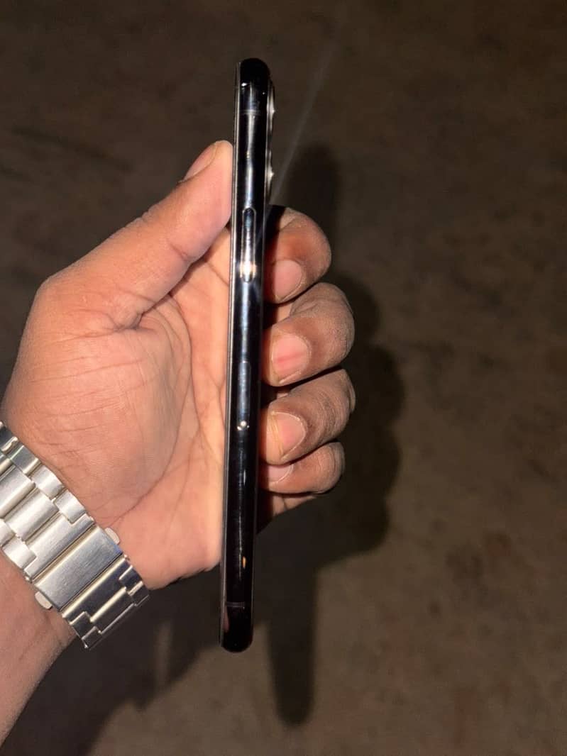 iphone 11pro 4