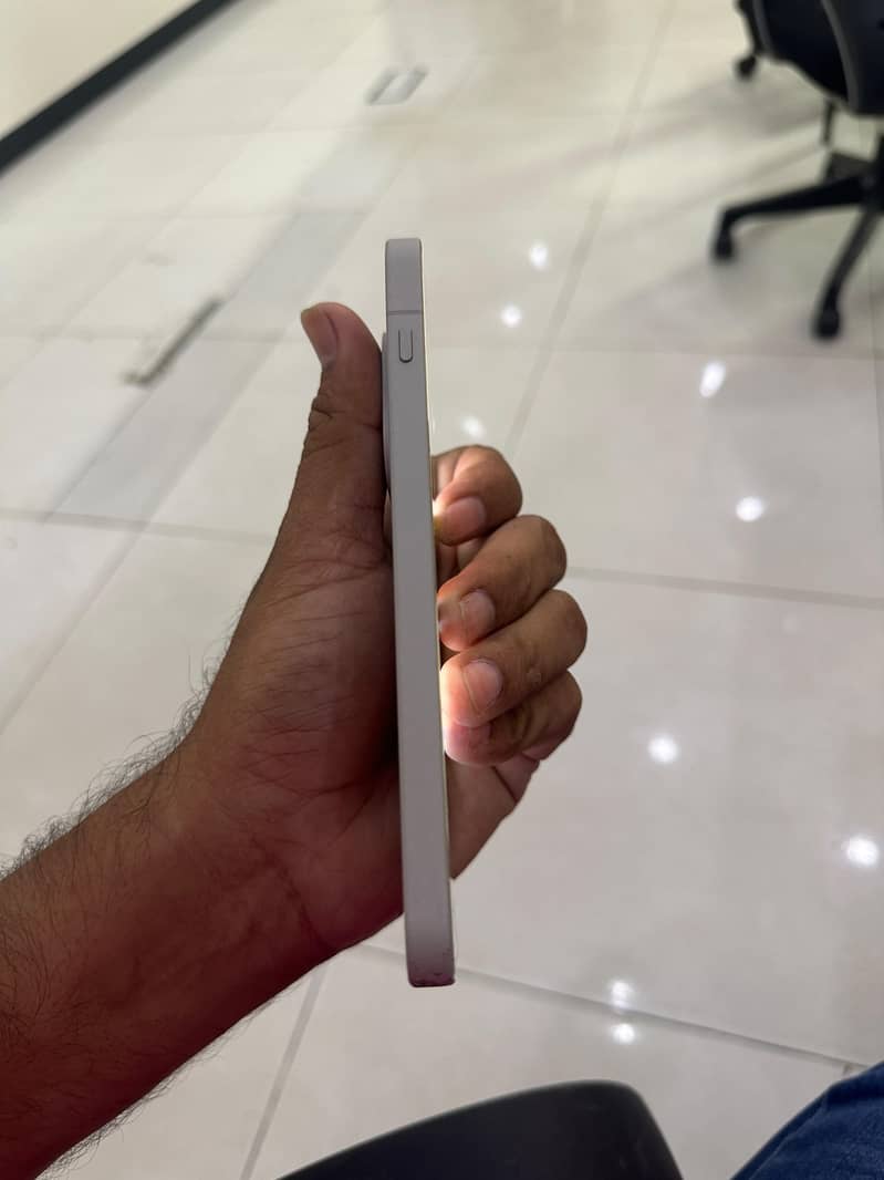OnePlus 15 4