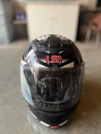 L s2 Riders crop  helmet