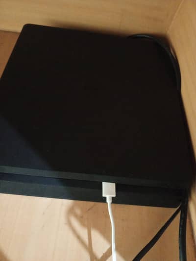 ps4 ( includes accessories)can be traded with a gaming PC gaming PC