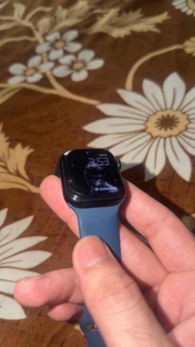 Apple watch series 8