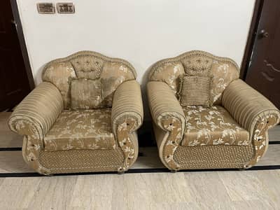 Affordable 7 seater sofa , gently used , excellent value!