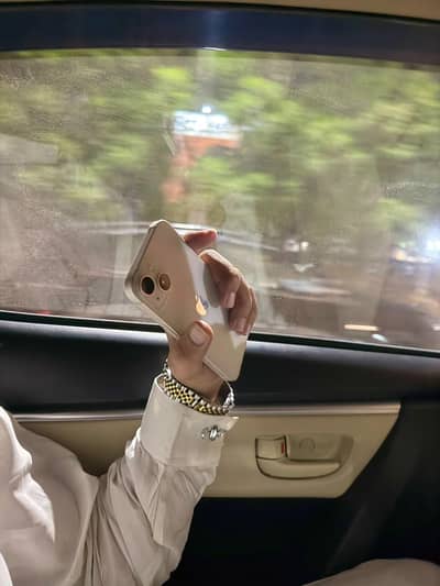 Apple iPhone 14