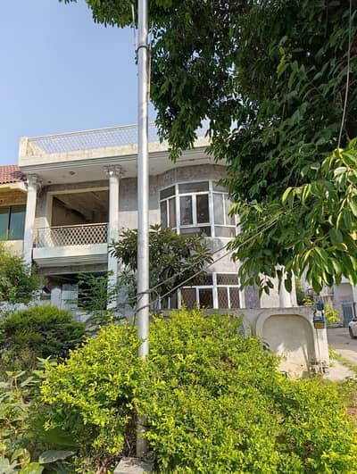 Old House Corner House
