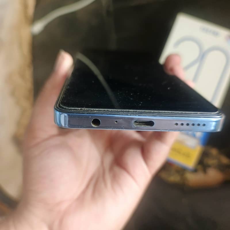 Tecno CAMON 20 2