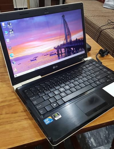 LG 410 Laptop Core i5