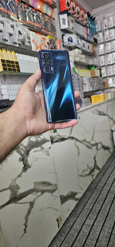 Motorola edge 2021
