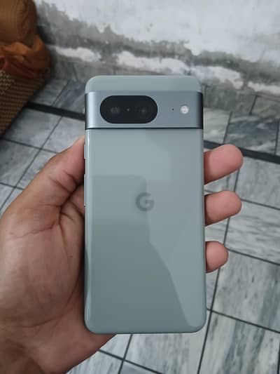 Google Pixel 8