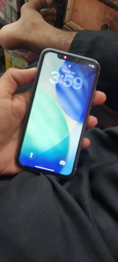 Apple iPhone 11