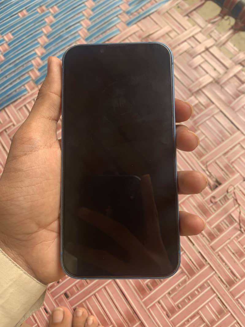 Apple iPhone 13 1