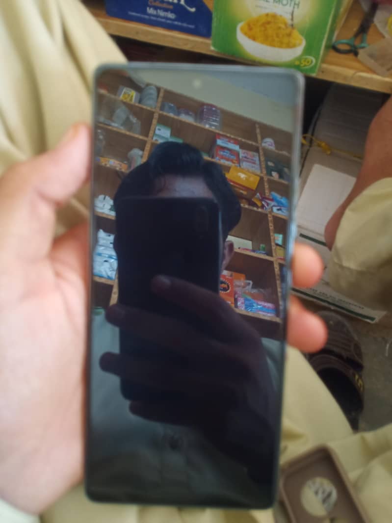 Tecno CAMON 40 2