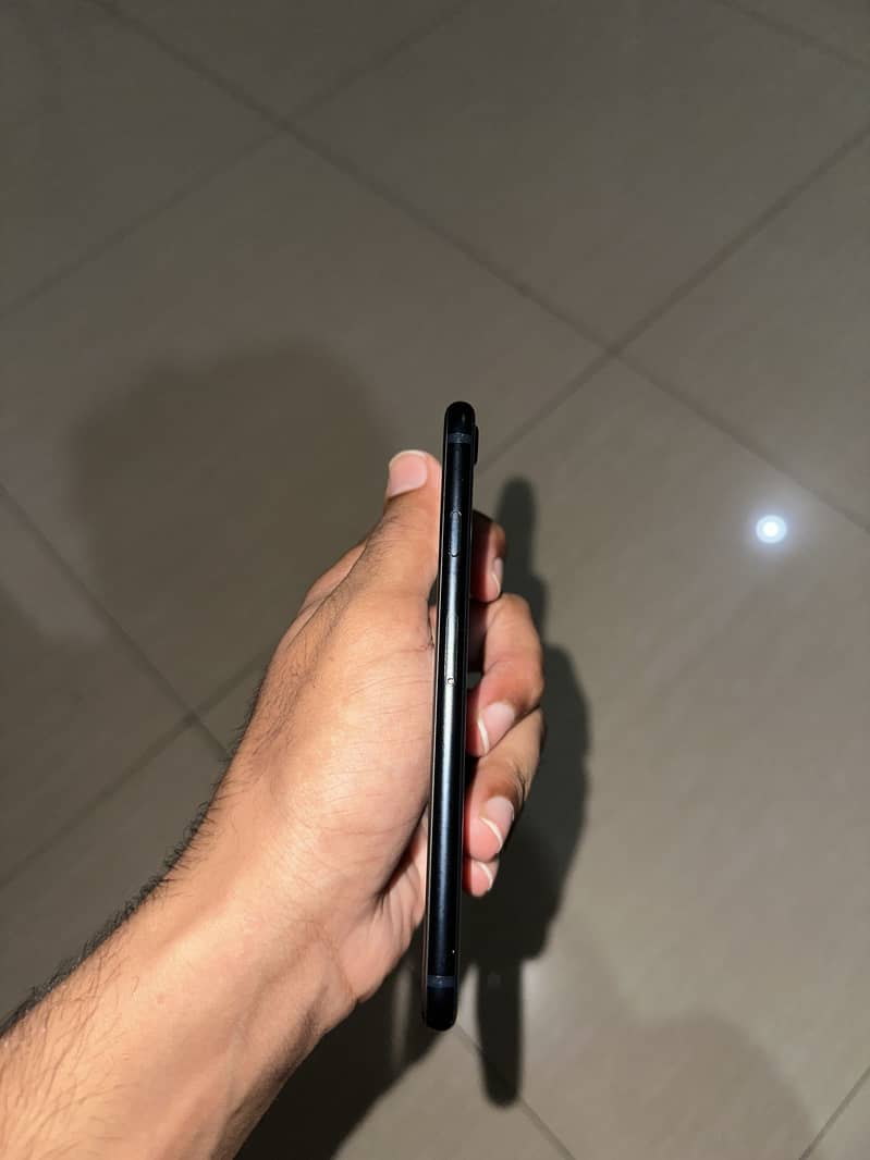 Apple iPhone SE 2