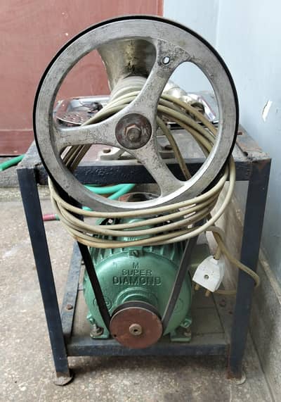 Super Diamond Electric Motor with Flywheel & Belt Drive
