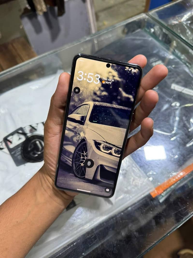 Google Pixel 8 Pro 9