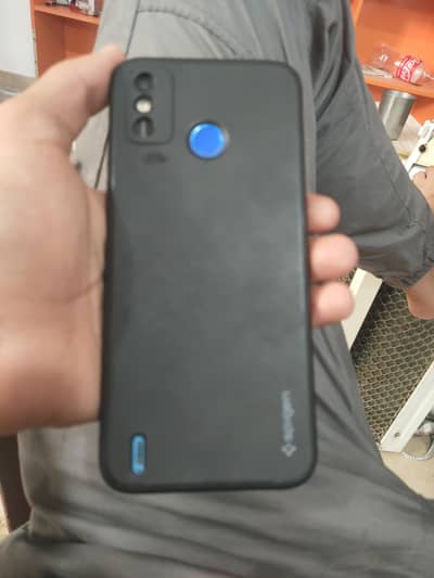 Tecno Spark Go