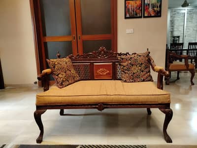 Vintage Carved Wooden 3-Piece Sofa Set with Matching Side Table