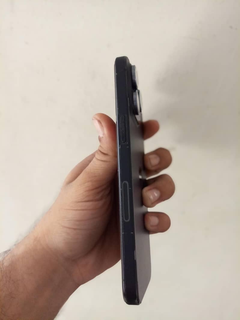 Apple iPhone 15 Pro Max 5
