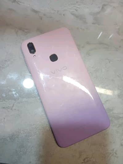 Vivo V11i