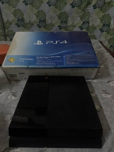 PlayStation 4 (Used) Fat 500 GB Non Jail Break