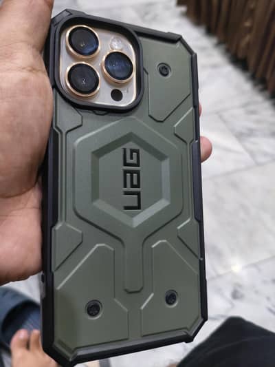 14 pro max uag case