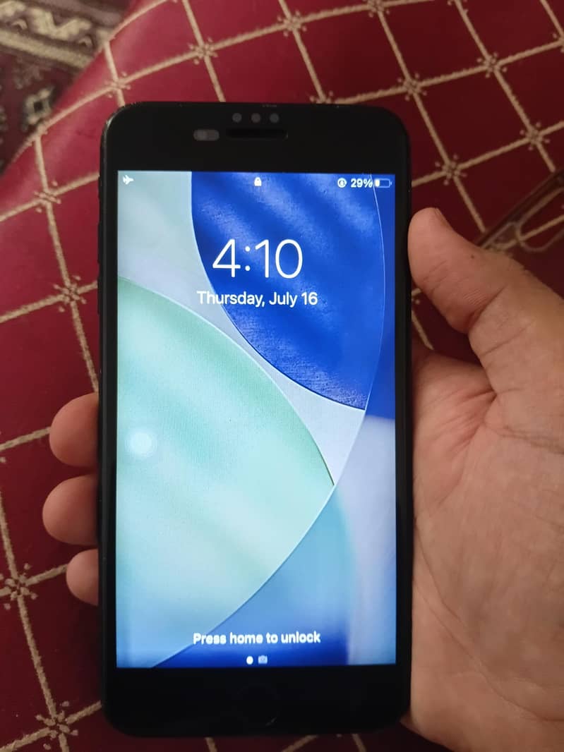 Apple iPhone 7 Plus 1