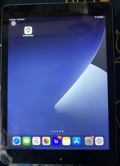Apple iPad 5th Gen 128GB WiFi Only - Excellent Condition-Battery