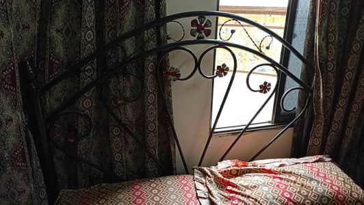 6x6 Metal Double Bed | Strong Iron Bed | Good Condition
