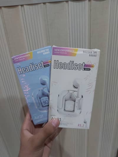 airpods/Airbuds