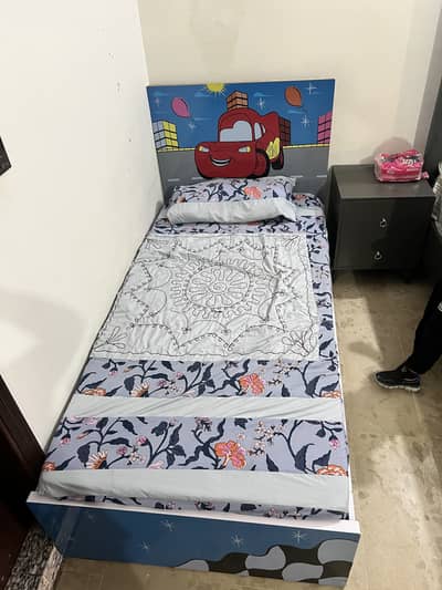 Kids bed with mattress